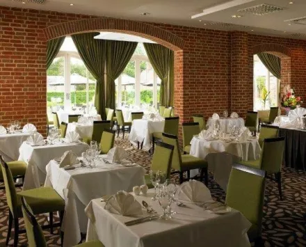 Mercure Warwickshire Walton Hall Hotel & Spa