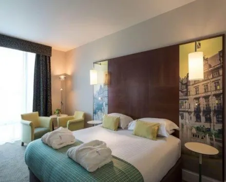 Mercure St. Pauls Hotel & Spa