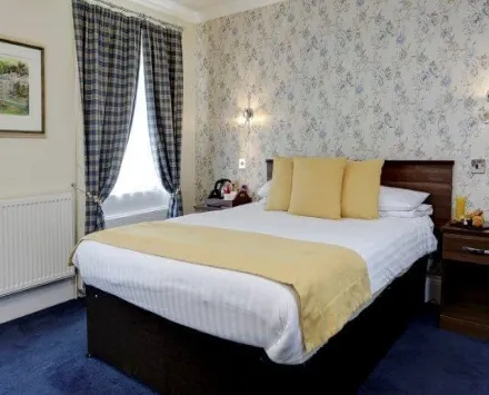Dower House Hotel & Imagine Spa