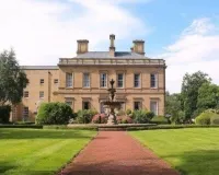 QHotel Oulton Hall