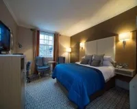 QHotel Oulton Hall