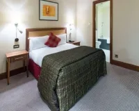 QHotel Cambridge Belfry